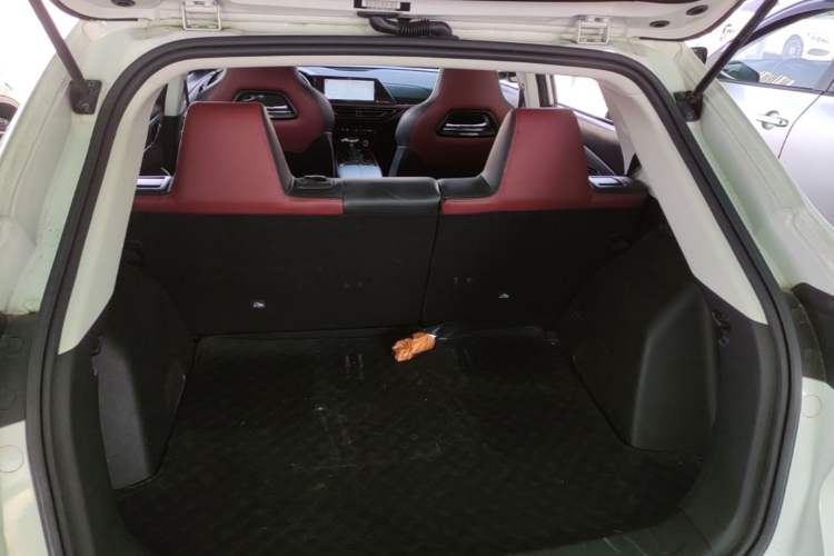 Used CHANGAN OSHAN X5 2021 1.5T DCT Prestige Edition Trunk