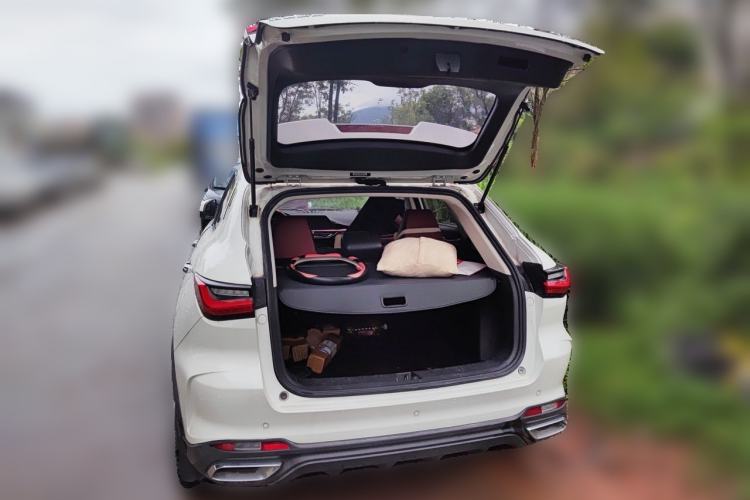 Used CHANGAN OSHAN X5 2021 Revised Version 1.5T DCT Luxury Edition Trunk