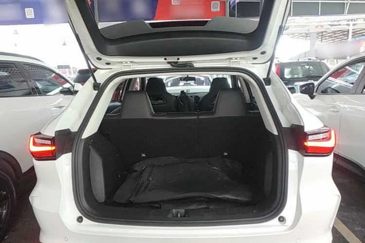 Used CHANGAN OSHAN X5 2021 1.6L CVT Comfort Model Trunk