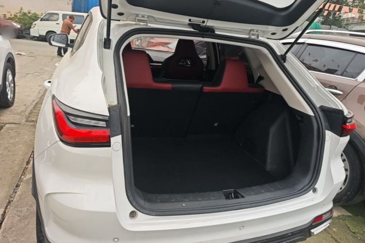 Used CHANGAN OSHAN X5 2021 Revised Version 1.5T DCT Luxury Edition Trunk