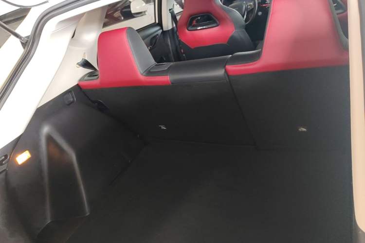 Used CHANGAN OSHAN X5 2021 1.5T DCT Prestige Edition Trunk