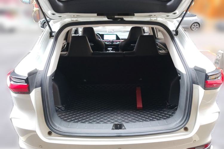 Used CHANGAN OSHAN X5 2021 1.6L CVT Comfort Model Trunk
