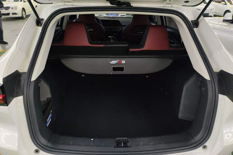 Used CHANGAN OSHAN X5 2021 1.5T DCT Prestige Edition Trunk