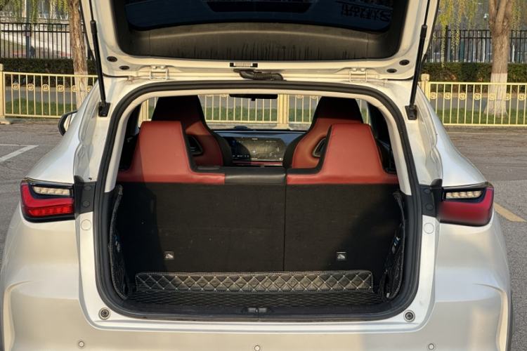 Used CHANGAN OSHAN X5 2021 1.5T DCT Prestige Edition Trunk