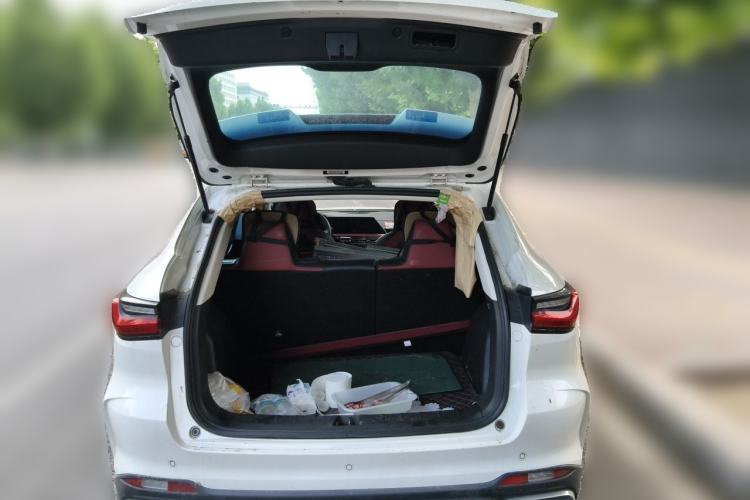 Used CHANGAN OSHAN X5 2021 1.5T DCT Luxury Edition Trunk