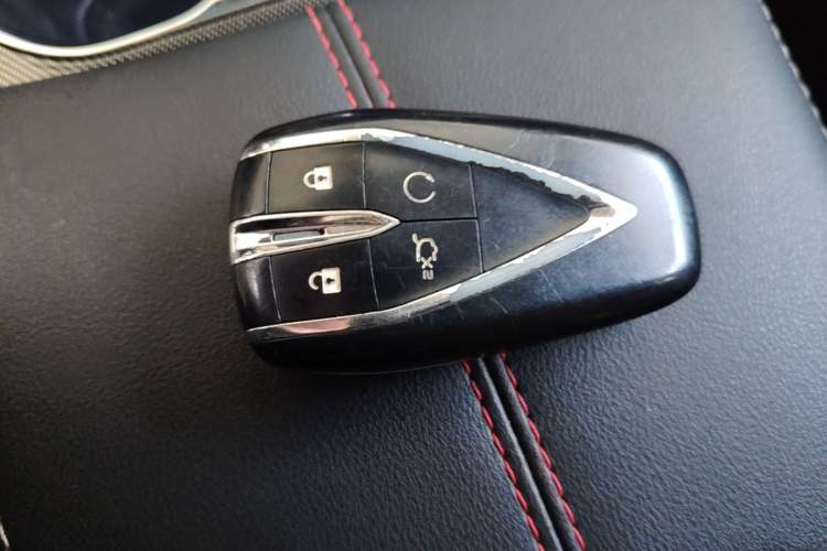 Used CHANGAN OSHAN X5 2021 1.5T DCT Prestige Edition Vehicle Key