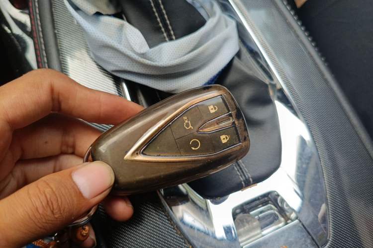 Used CHANGAN OSHAN X5 2021 1.5T DCT Prestige Edition Vehicle Key