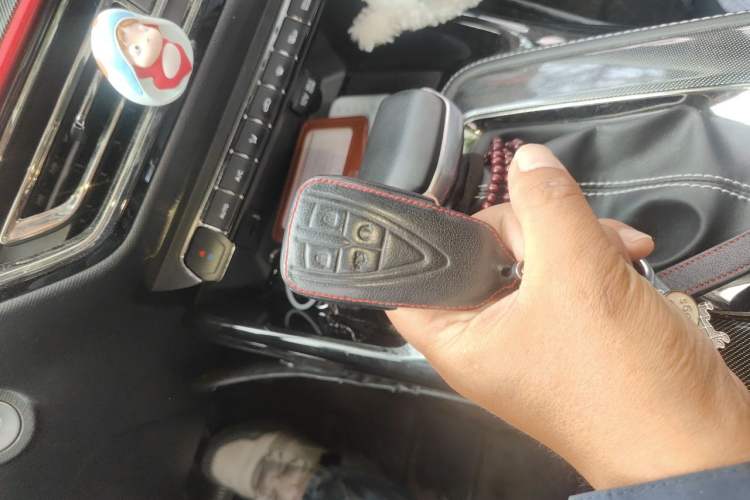 Used CHANGAN OSHAN X5 2021 1.5T DCT Luxury Edition Vehicle Key