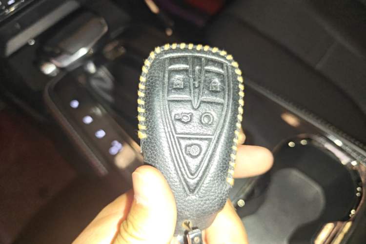 Used CHANGAN OSHAN X5 2021 1.5T DCT Luxury Edition Vehicle Key