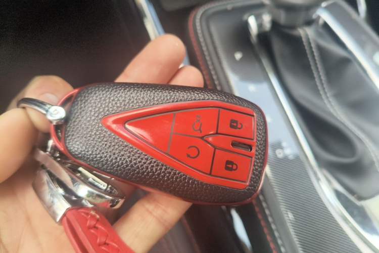 Used CHANGAN OSHAN X5 2021 1.6L CVT Luxury Model Vehicle Key