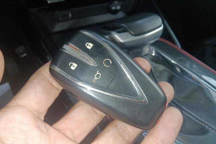 Used CHANGAN OSHAN X5 2021 1.5T DCT Prestige Edition Vehicle Key