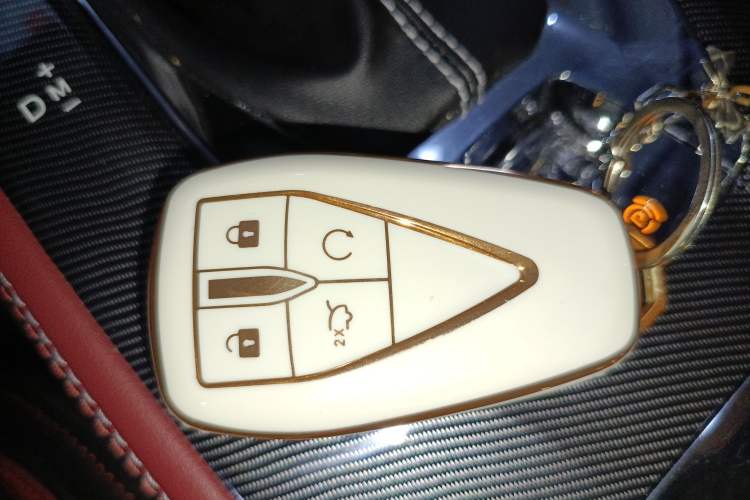 Used CHANGAN OSHAN X5 2021 1.5T DCT Prestige Edition Vehicle Key