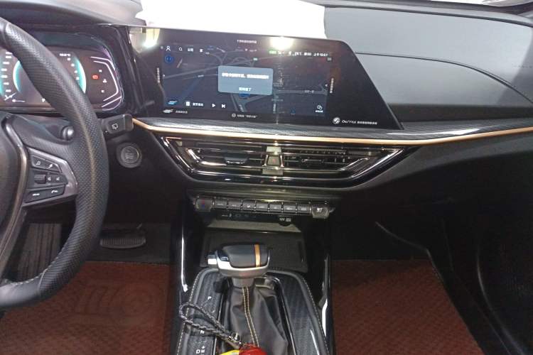 Used CHANGAN OSHAN X5 2022 1.5T DCT Xiake Edition Audio And AC Panel