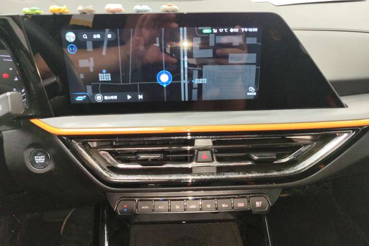 Used CHANGAN OSHAN X5 2022 Sport Edition 1.5T DCT Cyclone Assault Audio And AC Panel
