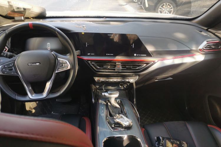 Used CHANGAN OSHAN X5 2022 1.5T DCT Tiger Roar Limited Edition Center Console