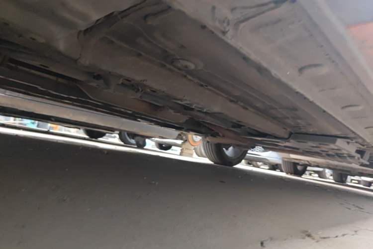 Used CHANGAN OSHAN X5 2022 Sport Edition 1.5T DCT Hurricane Sonic Chassis Front Left