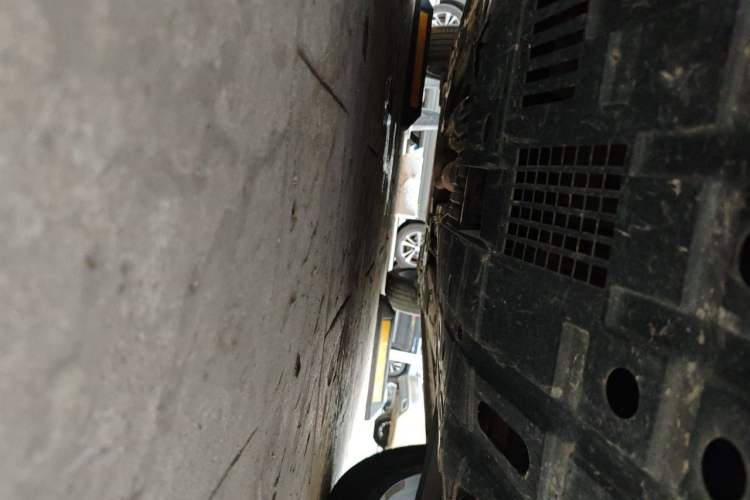 Used CHANGAN OSHAN X5 2022 1.5T DCT Xiake Edition Chassis Front