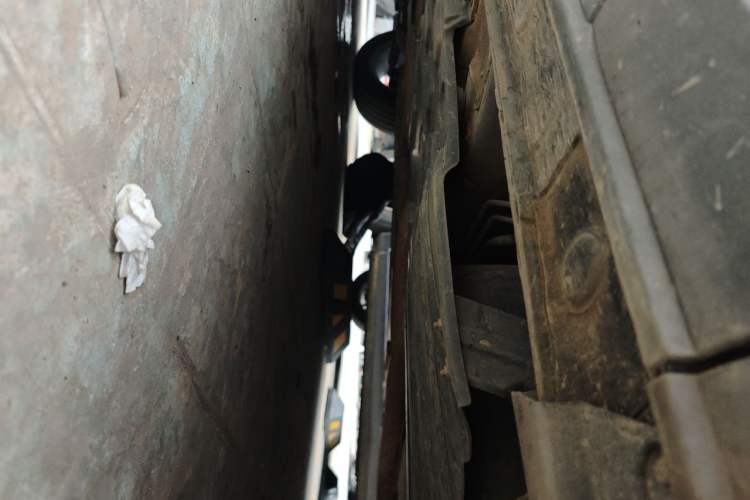 Used CHANGAN OSHAN X5 2022 1.5T DCT Xiake Edition Chassis Rear Left