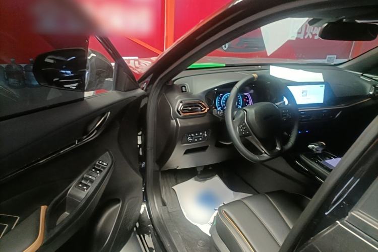 Used CHANGAN OSHAN X5 2022 1.5T DCT Xiake Edition Driver Seat