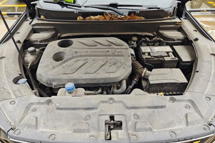 Used CHANGAN OSHAN X5 2022 Sport Edition 1.5T DCT Hurricane Sonic Engine Bay