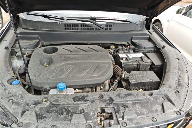 Used CHANGAN OSHAN X5 2022 Sport Edition 1.5T DCT Hurricane Sonic Engine Bay