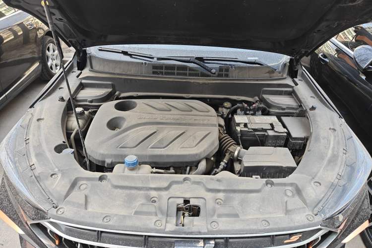 Used CHANGAN OSHAN X5 2022 Sport Edition 1.5T DCT Hurricane Sonic Engine Bay