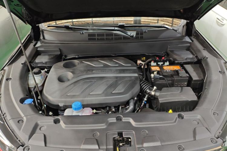 Used CHANGAN OSHAN X5 2022 1.5T DCT Tiger Roar Limited Edition Engine Bay
