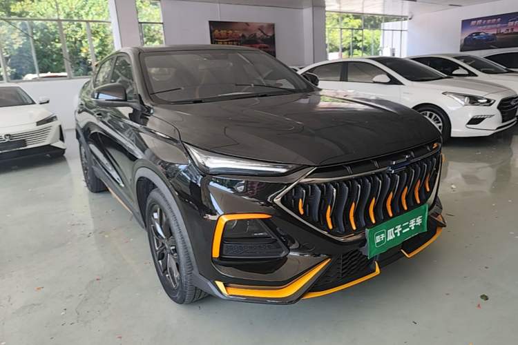 Used CHANGAN OSHAN X5 2022 Sport Edition 1.5T DCT Cyclone Assault Front Right 45 Deg