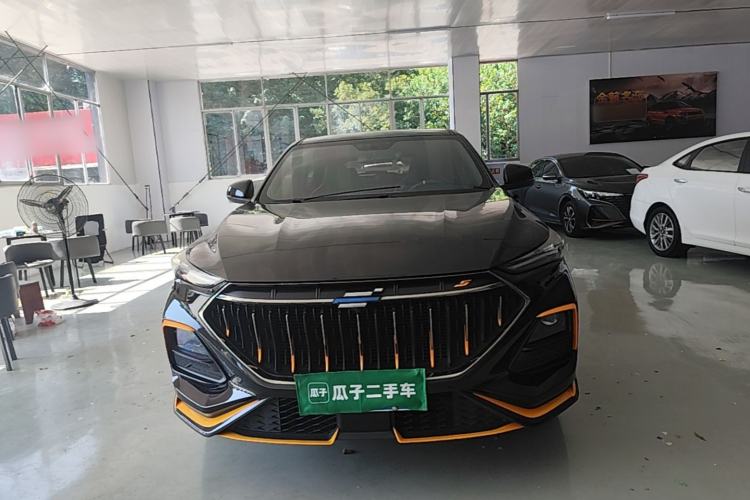 Used CHANGAN OSHAN X5 2022 Sport Edition 1.5T DCT Cyclone Assault Front