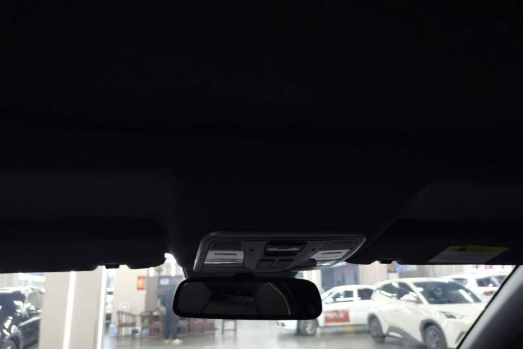 Used CHANGAN OSHAN X5 2022 1.5T DCT Xiake Edition Headliner