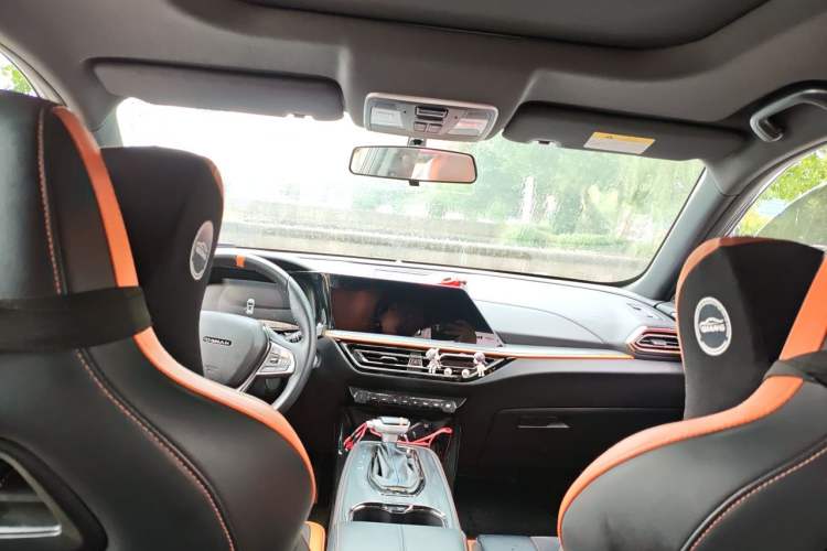 Used CHANGAN OSHAN X5 2022 Sport Edition 1.5T DCT Hurricane Sonic Headliner