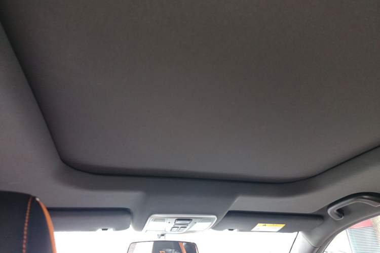Used CHANGAN OSHAN X5 2022 Sport Edition 1.5T DCT Hurricane Sonic Headliner