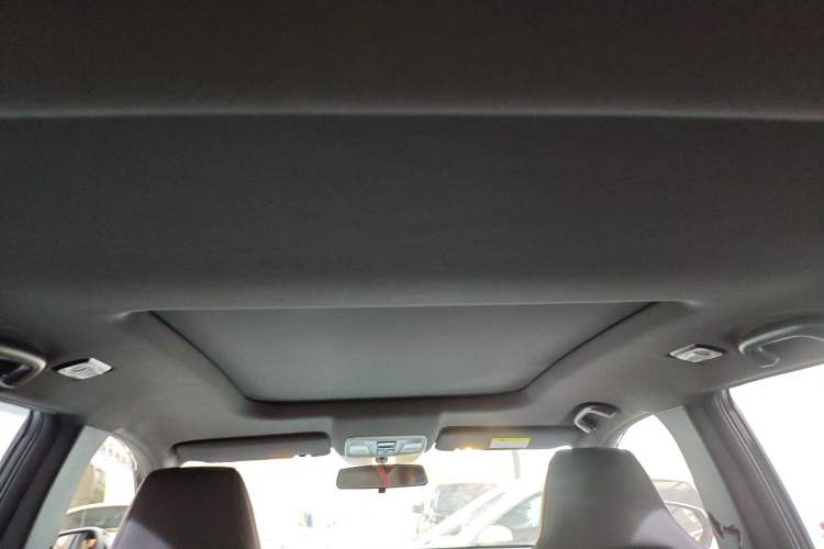Used CHANGAN OSHAN X5 2022 1.5T DCT Tiger Roar Limited Edition Headliner