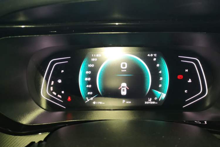 Used CHANGAN OSHAN X5 2022 1.5T DCT Xiake Edition Instrument Cluster