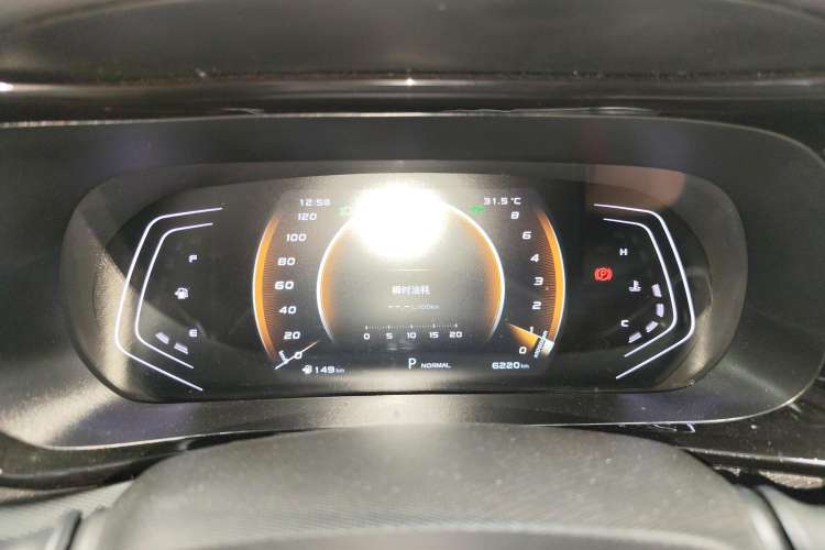Used CHANGAN OSHAN X5 2022 Sport Edition 1.5T DCT Cyclone Assault Instrument Cluster