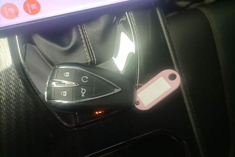 Used CHANGAN OSHAN X5 2022 1.5T DCT Xiake Edition Interior 1