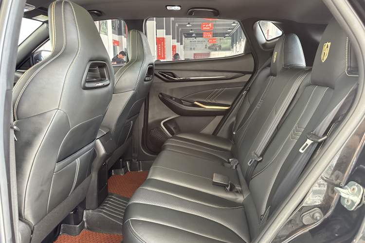 Used CHANGAN OSHAN X5 2022 1.5T DCT Xiake Edition Interior 4
