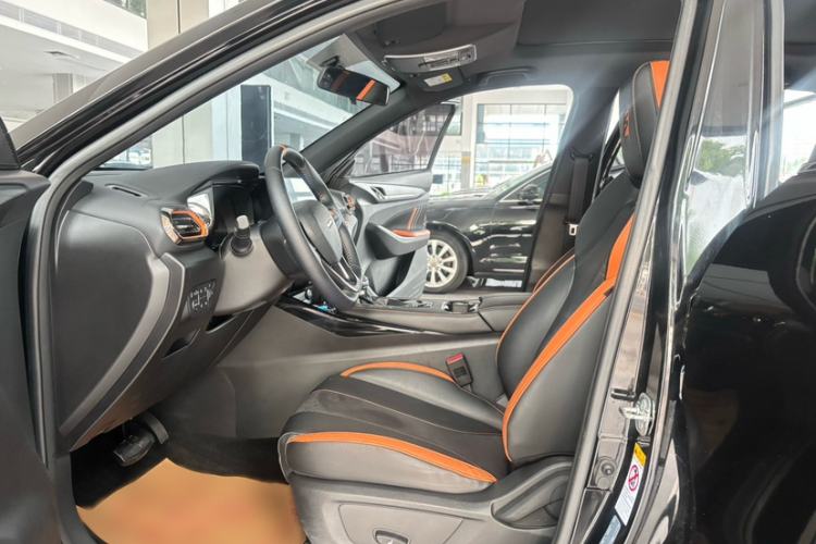Used CHANGAN OSHAN X5 2022 Sport Edition 1.5T DCT Hurricane Sonic Interior 5