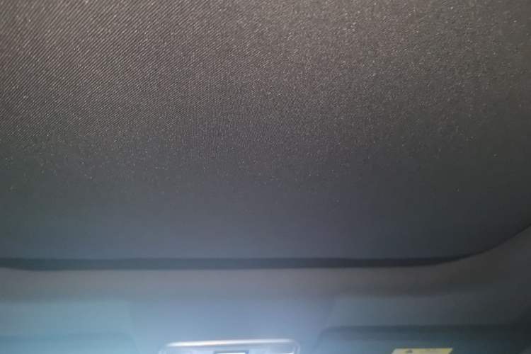 Used CHANGAN OSHAN X5 2022 Sport Edition 1.5T DCT Hurricane Sonic Interior 6