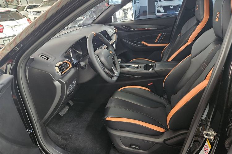 Used CHANGAN OSHAN X5 2022 Sport Edition 1.5T DCT Hurricane Sonic Interior 9
