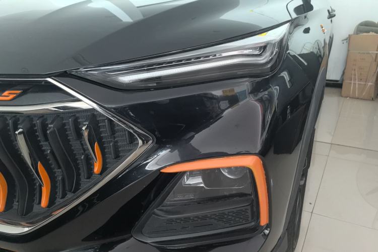 Used CHANGAN OSHAN X5 2022 Sport Edition 1.5T DCT Hurricane Sonic Left Front Headlight