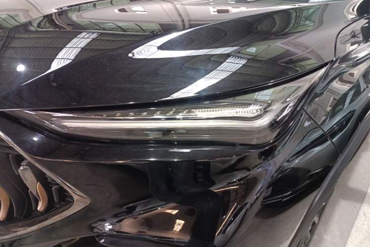 Used CHANGAN OSHAN X5 2022 1.5T DCT Xiake Edition Left Front Headlight