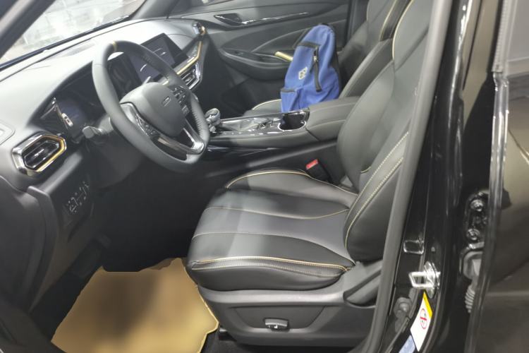 Used CHANGAN OSHAN X5 2022 1.5T DCT Xiake Edition Left Front Seat