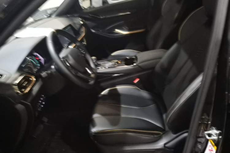 Used CHANGAN OSHAN X5 2022 1.5T DCT Xiake Edition Left Front Seat