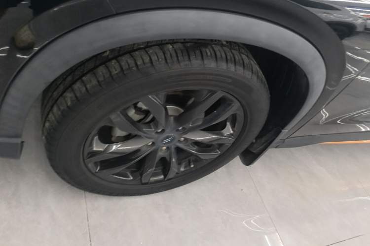 Used CHANGAN OSHAN X5 2022 Sport Edition 1.5T DCT Hurricane Sonic Left Front Wheel Hub
