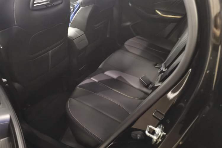 Used CHANGAN OSHAN X5 2022 1.5T DCT Xiake Edition Left Rear Seat