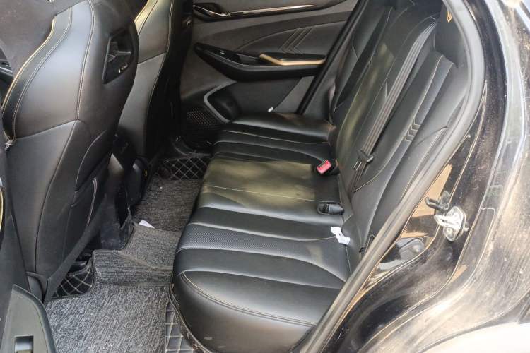 Used CHANGAN OSHAN X5 2022 1.5T DCT Xiake Edition Left Rear Seat