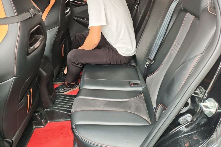 Used CHANGAN OSHAN X5 2022 Sport Edition 1.5T DCT Hurricane Sonic Left Rear Seat