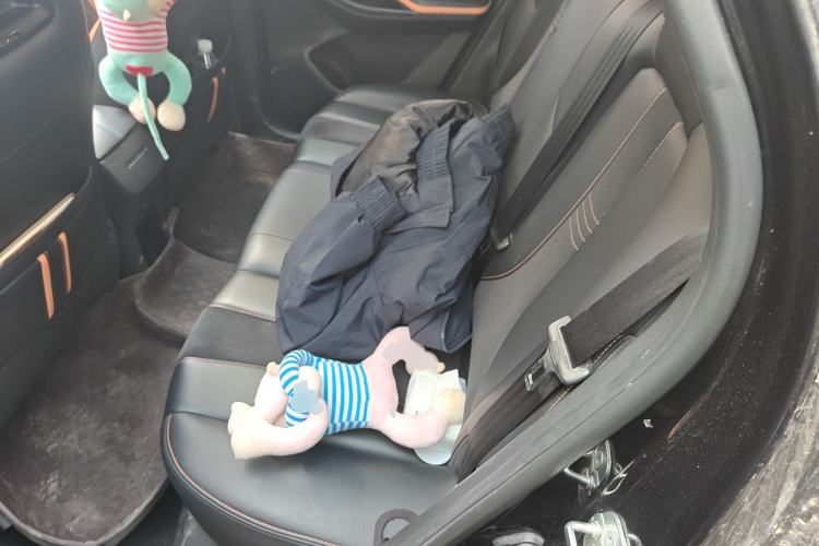 Used CHANGAN OSHAN X5 2022 Sport Edition 1.5T DCT Hurricane Sonic Left Rear Seat