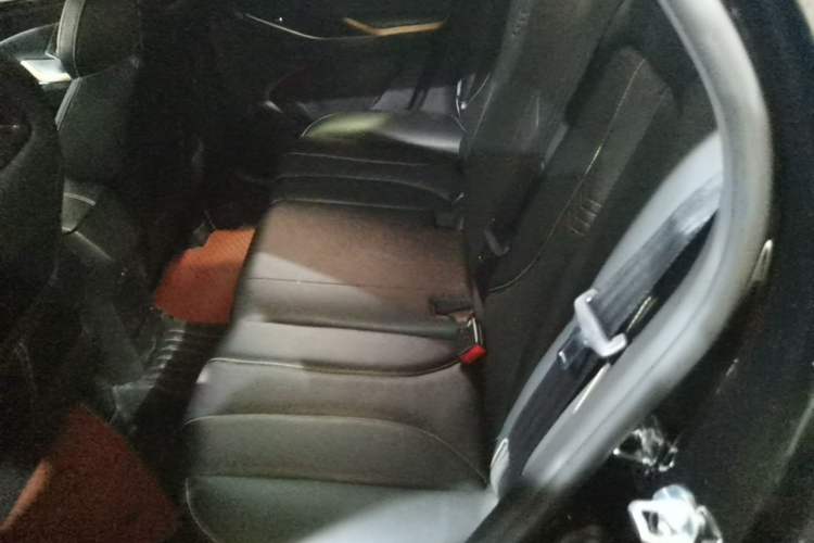Used CHANGAN OSHAN X5 2022 1.5T DCT Xiake Edition Left Rear Seat
